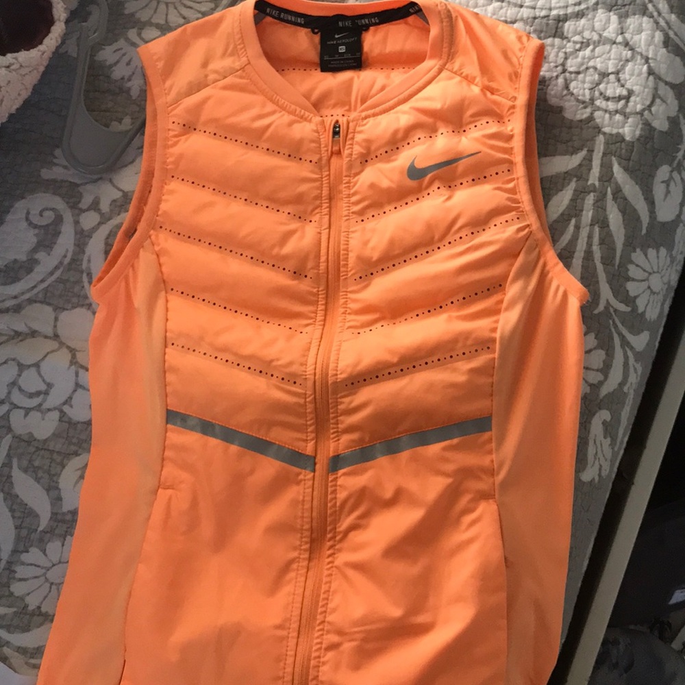 The Nike Aeroloft vest. Size: XS. Running Vest.